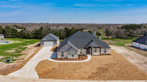 3573 Zayne Ln, Greenville, TX 75402