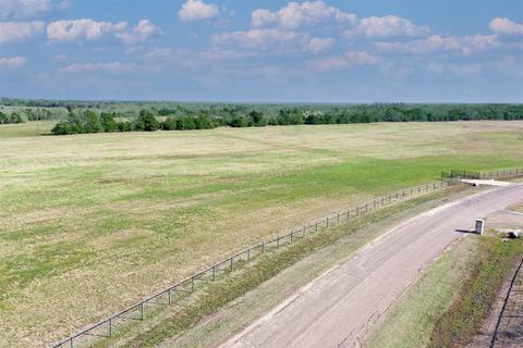44 Kennedi Drive, Whitesboro, TX 76273