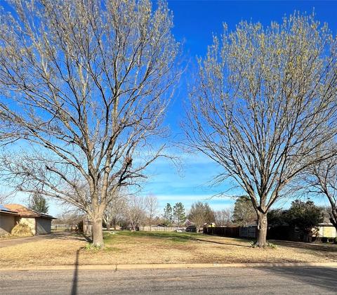 3201 Anthony Dr, Sherman, TX 75092