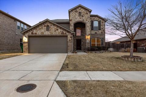 800 Cheyenne Dr, Aubrey, TX 76227