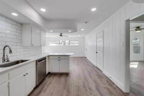 3313 8th Ave, Fort Worth, TX 76110