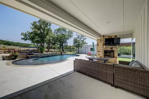 102 Silver Leaf Dr, Sunset, TX 76270 photo 33