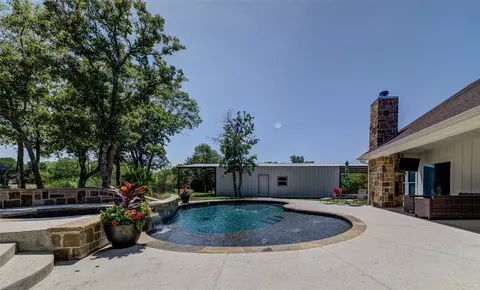 102 Silver Leaf Dr, Sunset, TX 76270 photo 35