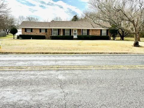804 W Bells Blvd, Bells, TX 75414
