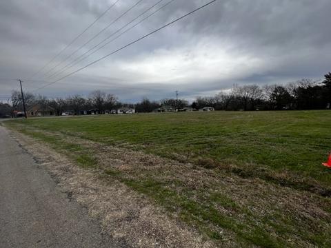 1 E Sam Rayburn Dr, Ector, TX 75439 photo 4