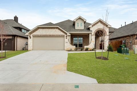 1140 Travis Dr, Godley, TX 76044
