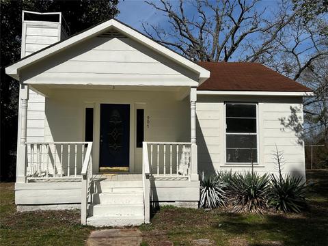 907 Mccausland St, Minden, LA 71055