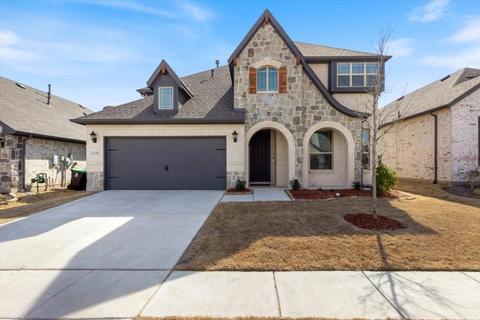 1328 Stoneleigh Pl, Aubrey, TX 76227