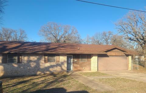901 E Reynosa Ave, De Leon, TX 76444