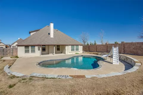 301 Bluffside Trl, Benbrook, TX 76126 photo 2