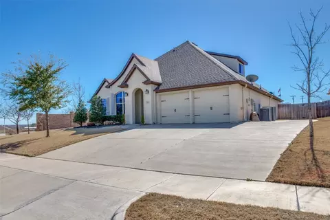301 Bluffside Trl, Benbrook, TX 76126 photo 5