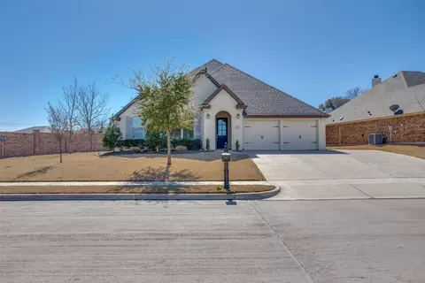301 Bluffside Trl, Benbrook, TX 76126 photo 4