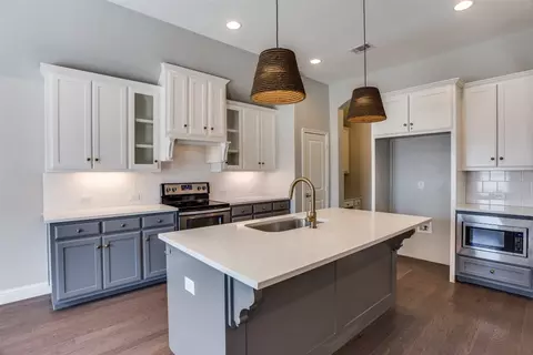 301 Bluffside Trl, Benbrook, TX 76126 photo 13