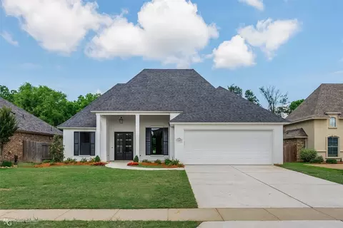 237 Arrowhead Dr, Bossier City, LA 71111