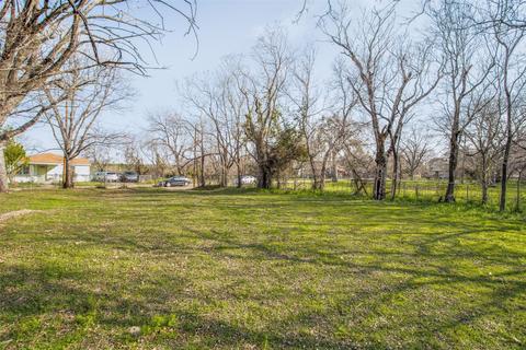 1130 Shaw St, Dallas, TX 75212