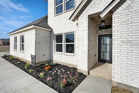 705 Holiday Hills Dr, Mineral Wells, TX 76067