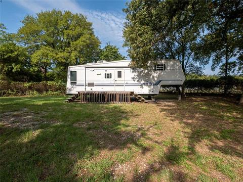 3825 Gila Cir, Granbury, TX 76048