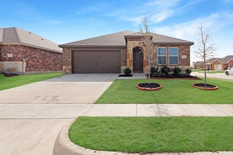 2435 Karnack Dr, Forney, TX 75126