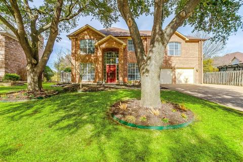 1349 Trinity Dr, Benbrook, TX 76126