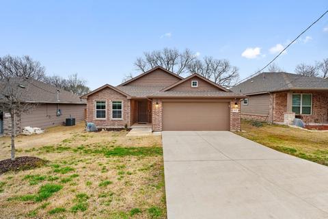 909 Sayle St, Greenville, TX 75401