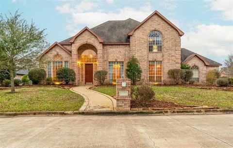 3080 Oak Creek Dr, Paris, TX 75462