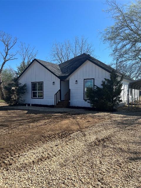 499 Tawakoni Dr, Emory, TX 75440