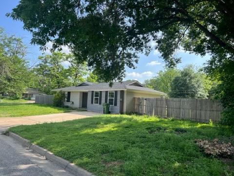 2020 Southridge Dr, Arlington, TX 76010