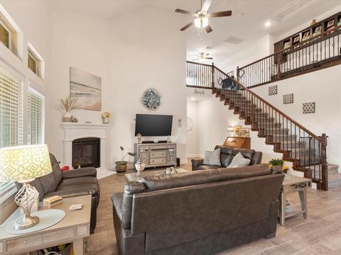 11116 Culberson Dr, Aubrey, TX 76227