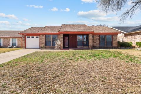 7416 Ridge W Rd, Fort Worth, TX 76133