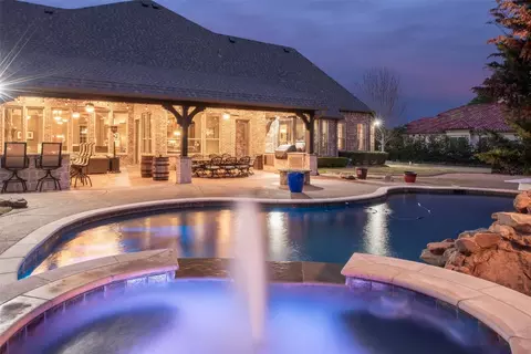 771 Stallion Dr, Fairview, TX 75069