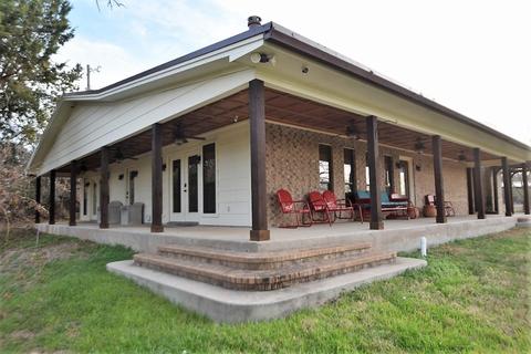 604 Timberbrook Dr, Stephenville, TX 76401