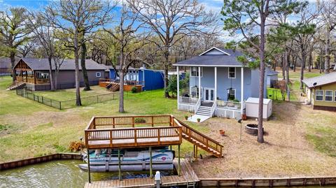 135 Santa Maria St, Payne Springs, TX 75156