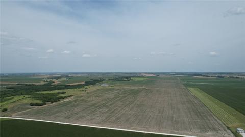 660 Hcr 2348, Abbott, TX 76621