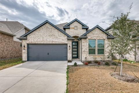 146 Camelia St, Garland, TX 75043