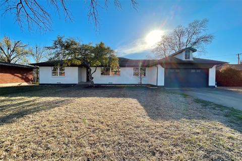 635 W Ridgewood Dr, Garland, TX 75041