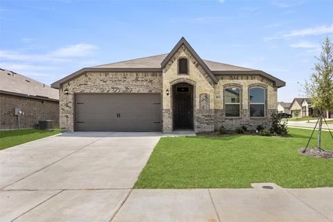 5833 Brookville Dr, Fort Worth, TX 76179