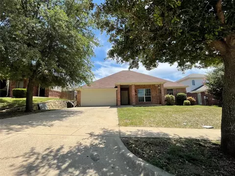 1210 Inglewood Dr, Mansfield, TX 76063