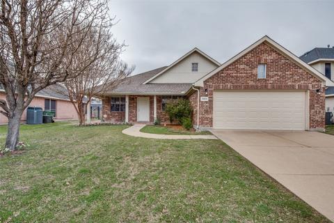 3904 Calloway Dr, Mansfield, TX 76063