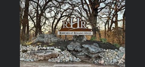 300 Rolling Bend Rd, Alvord, TX 76225