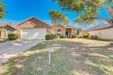 1633 Birch Ln, Corinth, TX 76210