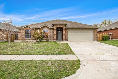 416 Marsha St, Saginaw, TX 76179