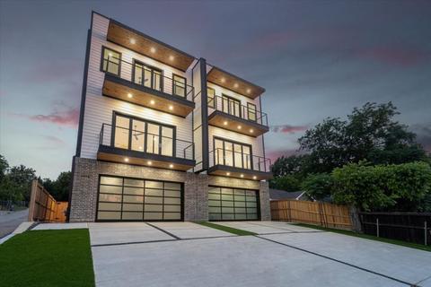 1902 Pollard St, Dallas, TX 75208