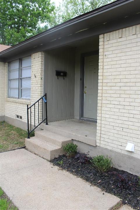 3412 Gray Dr, Mesquite, TX 75150