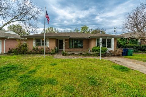 3701 Briscoe St, Greenville, TX 75401