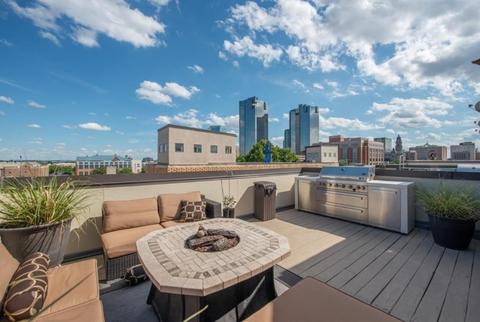 616 E Bluff St, Fort Worth, TX 76102