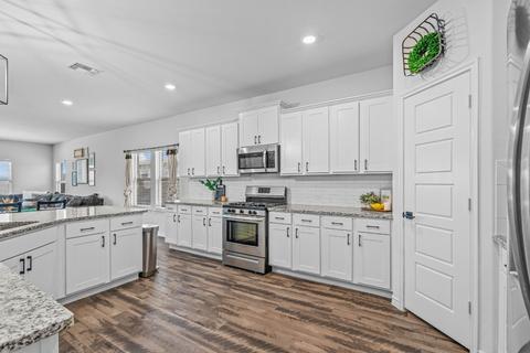 913 Berry St, Celina, TX 75009