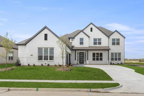 904 Mercy St, Forney, TX 75126