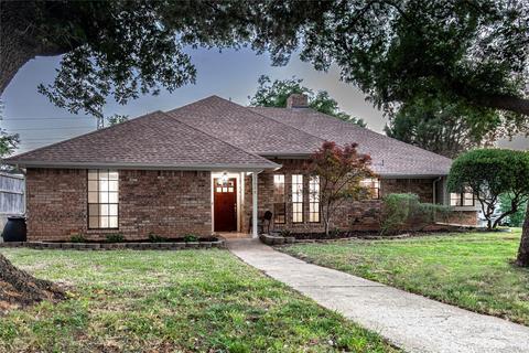 1614 Crested Butte Dr, Lewisville, TX 75077