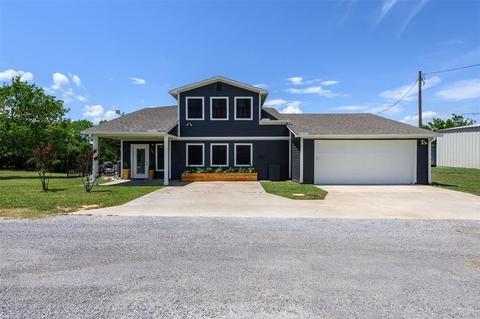 125 Southside Dr, Gainesville, TX 76240