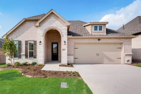 919 Capella Ln, Mansfield, TX 76063